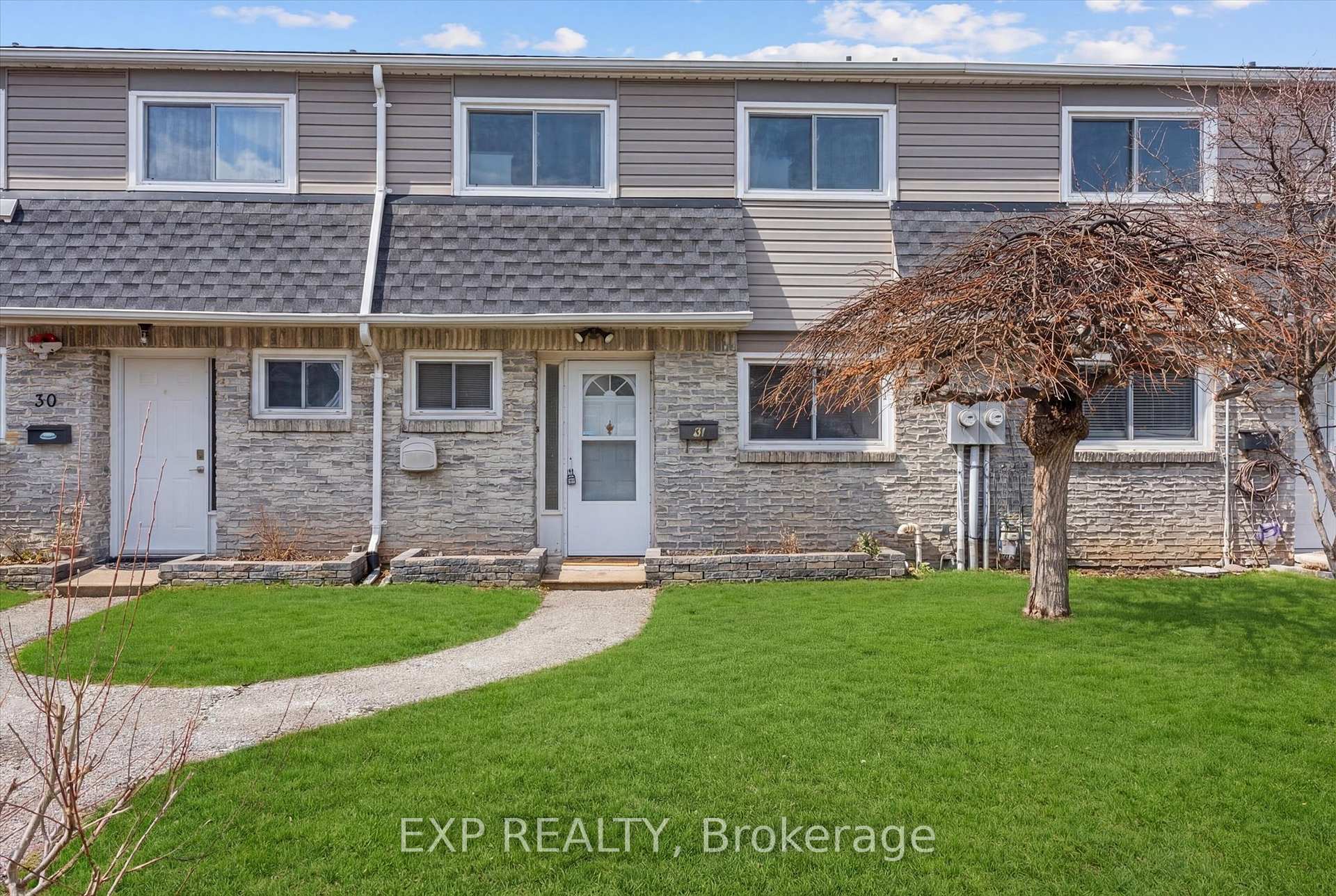 Photo 1 of Unit 31, 2050 Upper Middle Road, Burlington, Brant Hills — HOMEH
