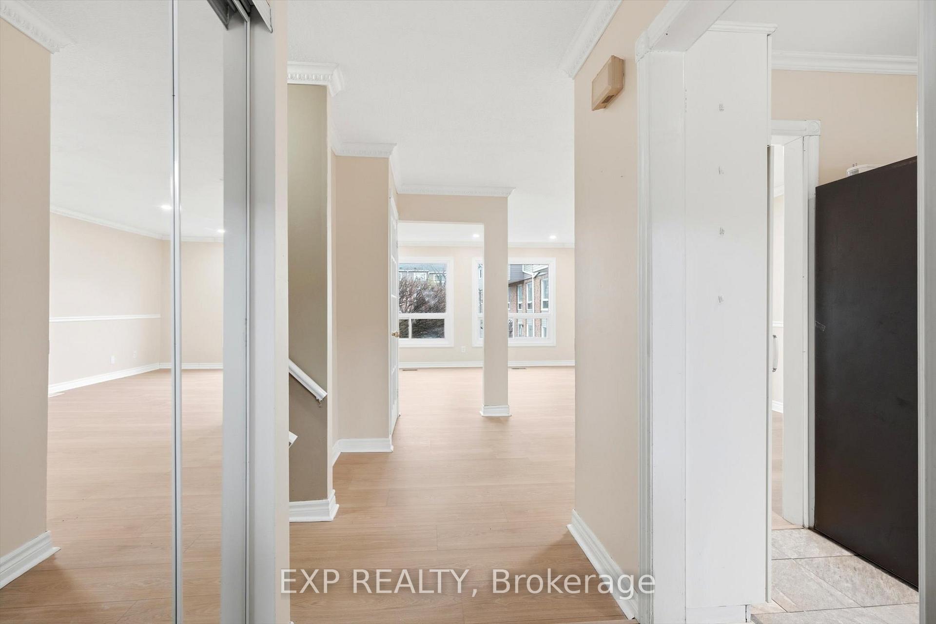 Photo 8 of Unit 31, 2050 Upper Middle Road, Burlington, Brant Hills — HOMEH