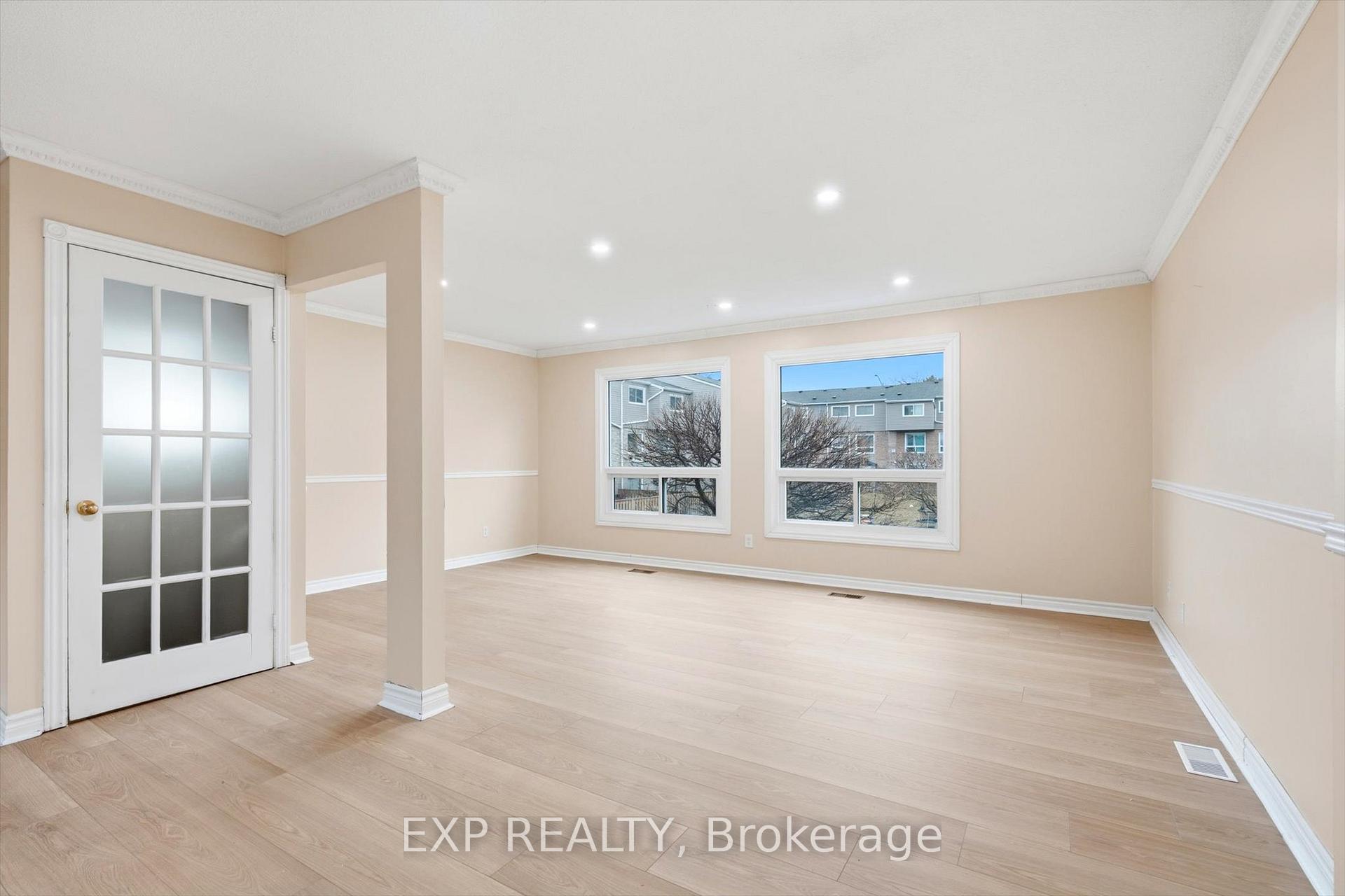 Photo 9 of Unit 31, 2050 Upper Middle Road, Burlington, Brant Hills — HOMEH