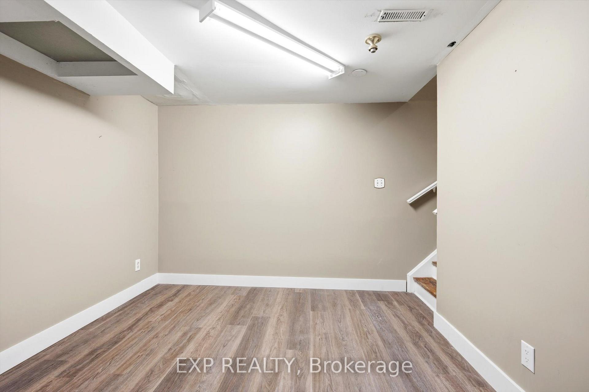 Photo 22 of Unit 31, 2050 Upper Middle Road, Burlington, Brant Hills — HOMEH