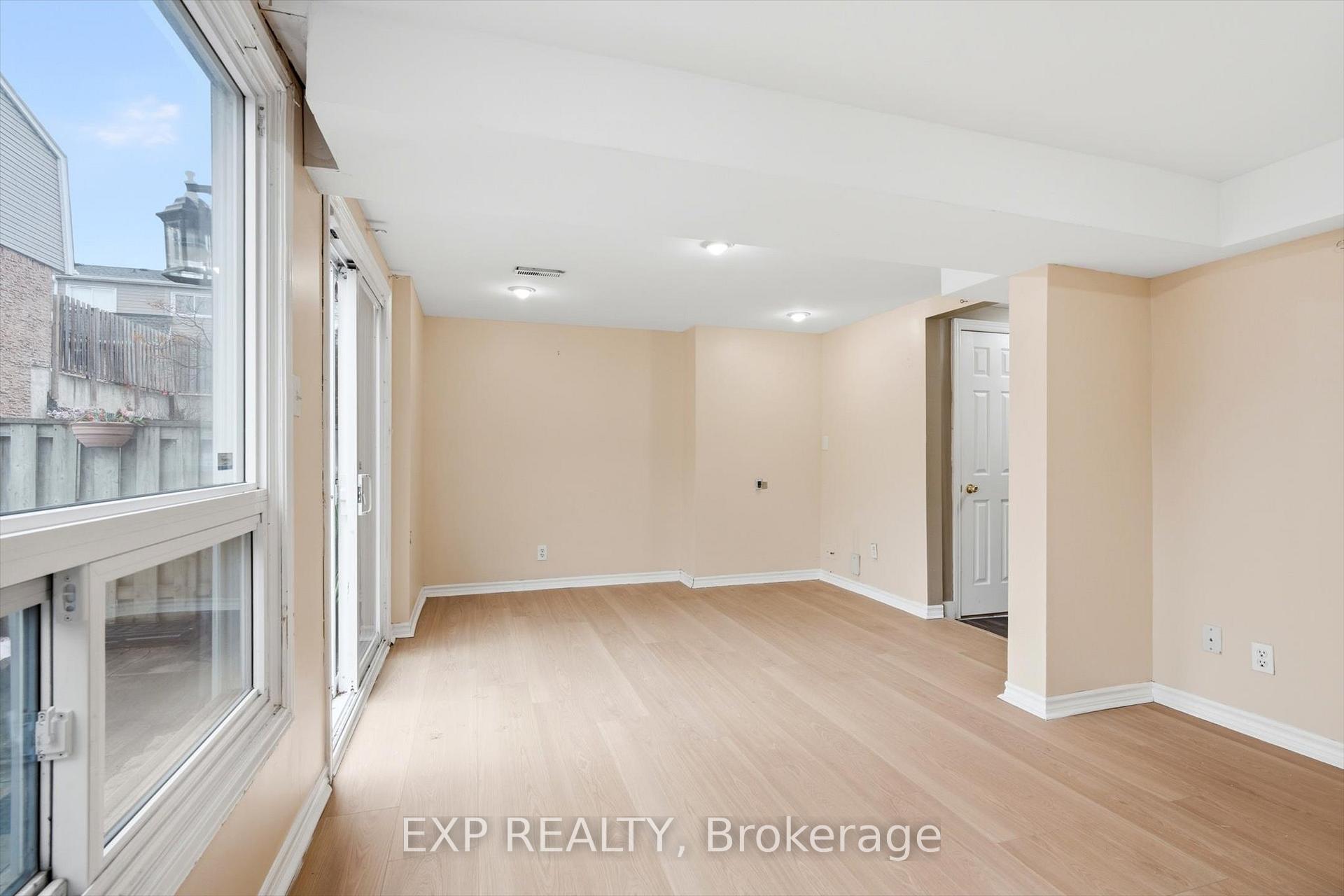 Photo 27 of Unit 31, 2050 Upper Middle Road, Burlington, Brant Hills — HOMEH