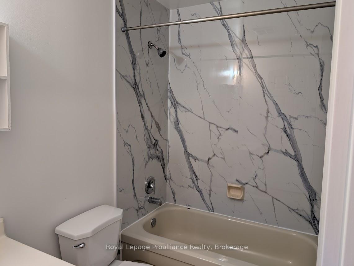Photo 8 of Unit 301, 328 Aylmer Street, Peterborough, Town Ward 3 — HOMEH