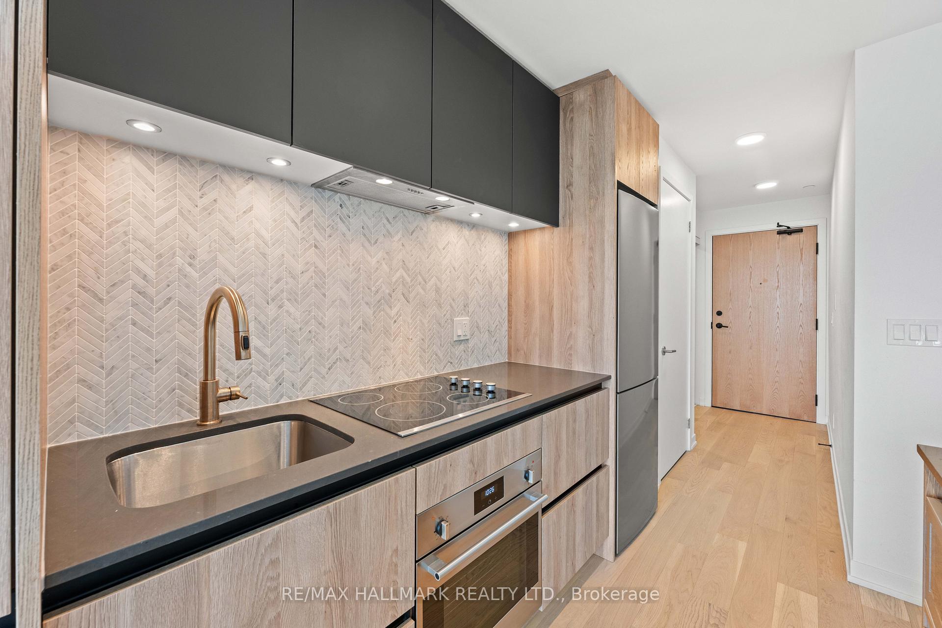 Photo 1 of Unit 1812, 7950 Bathurst Street, Vaughan, Beverley Glen — HOMEH