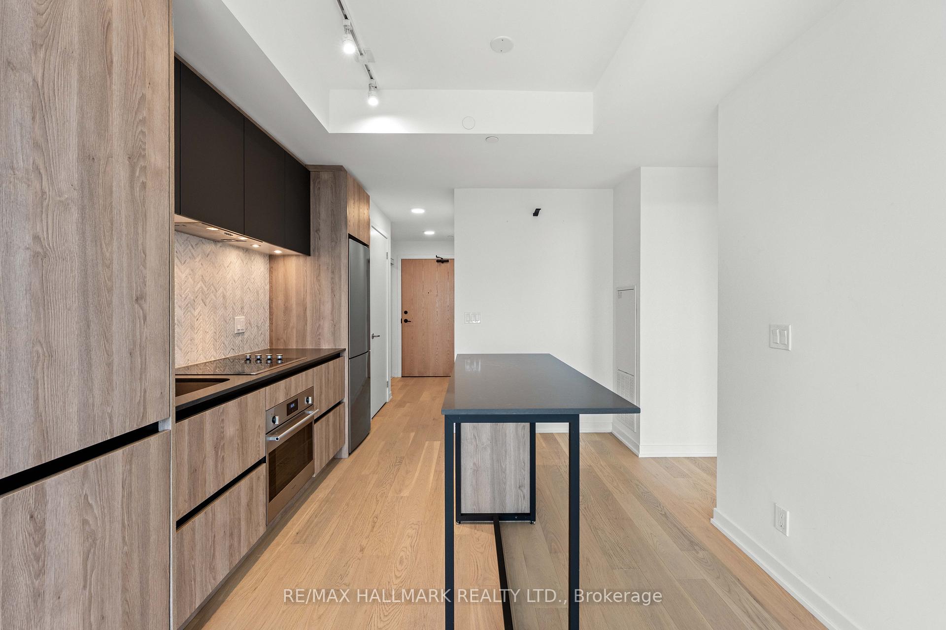Photo 6 of Unit 1812, 7950 Bathurst Street, Vaughan, Beverley Glen — HOMEH