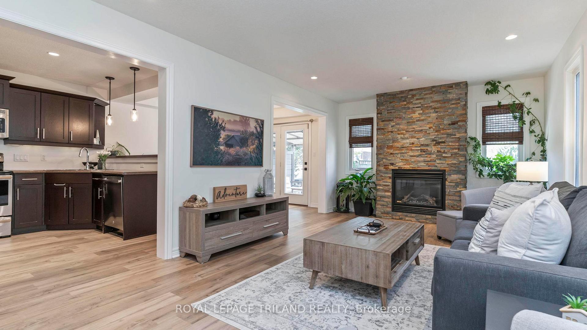 Photo 7 of 34 Pine Valley Drive, St. Thomas — HOMEH