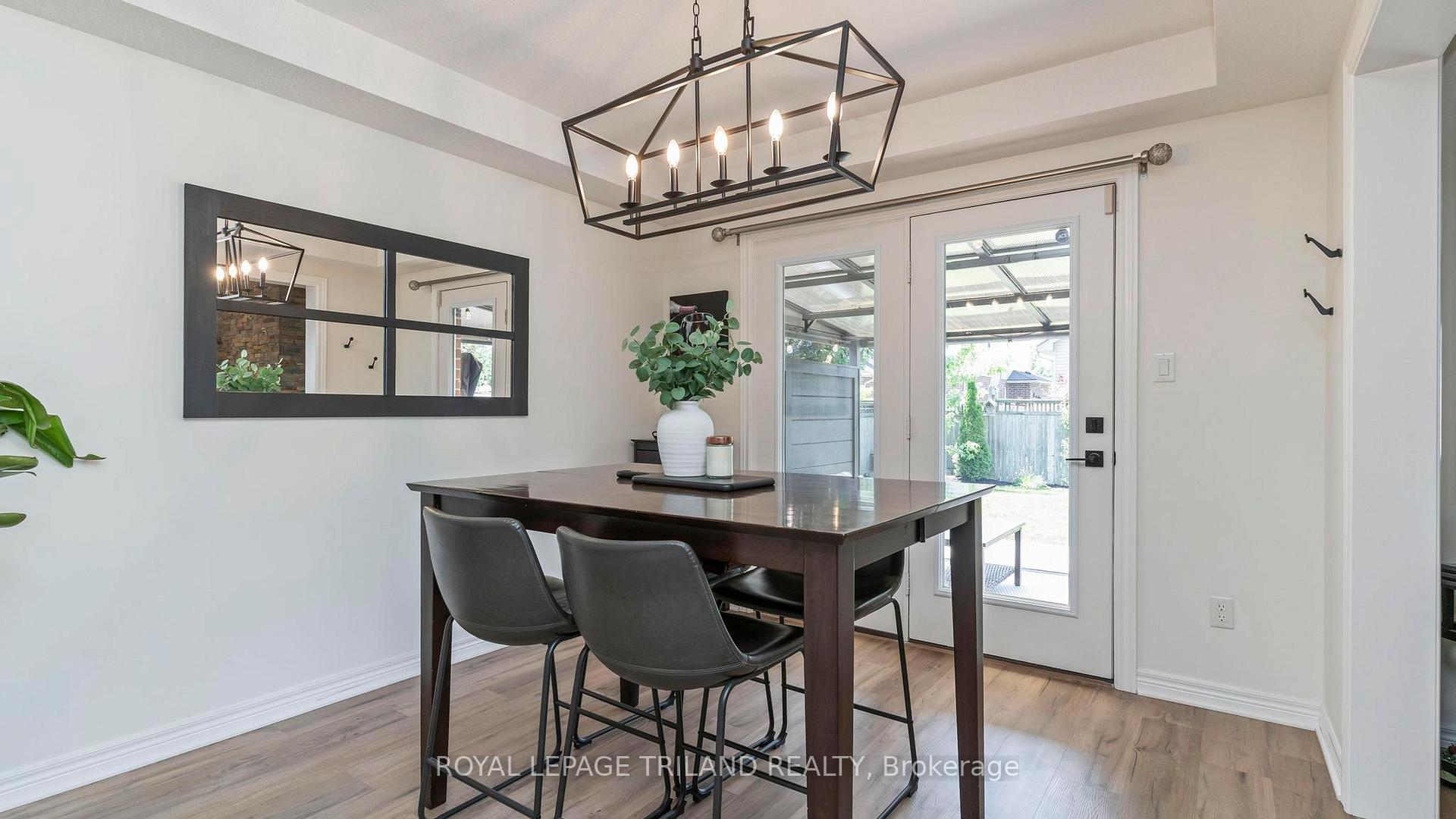 Photo 13 of 34 Pine Valley Drive, St. Thomas — HOMEH