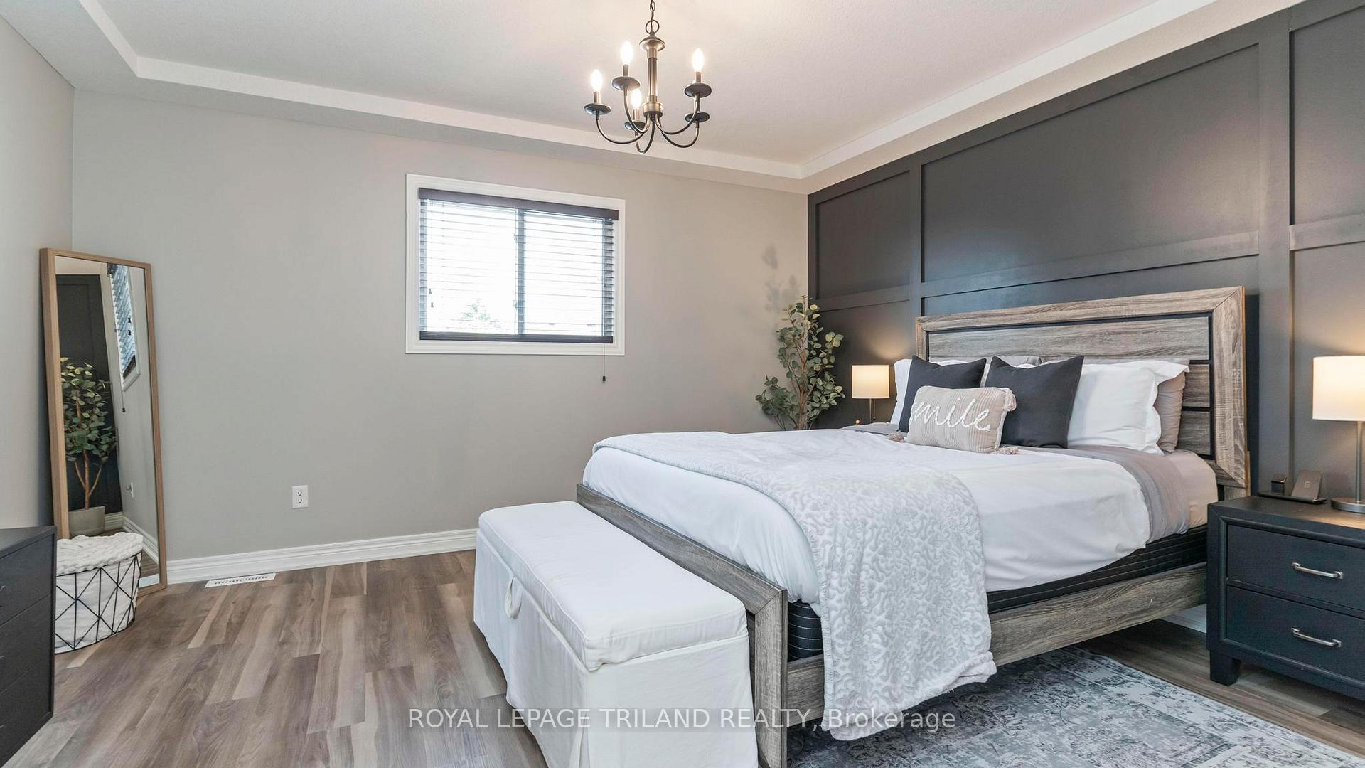 Photo 20 of 34 Pine Valley Drive, St. Thomas — HOMEH