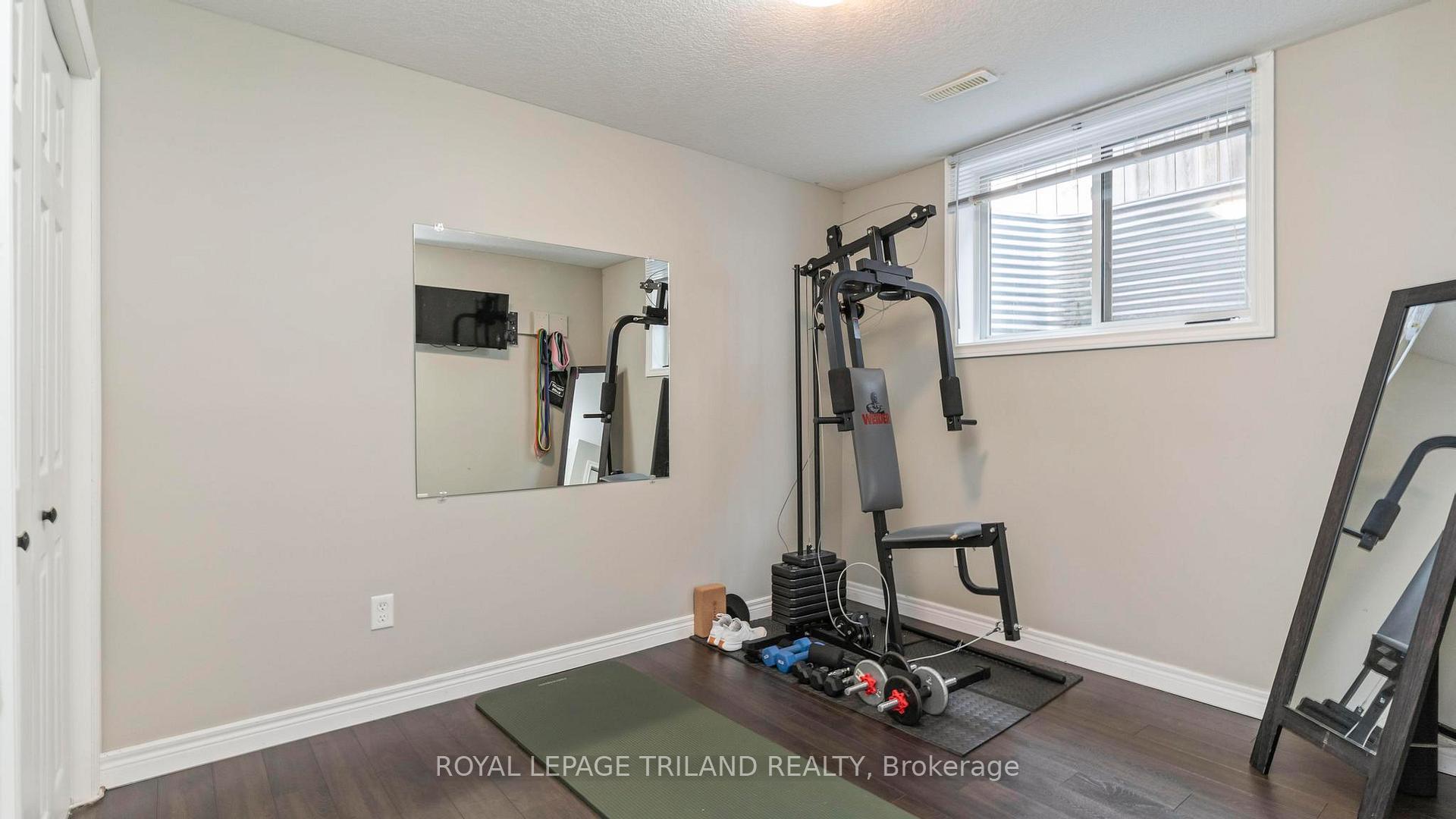 Photo 25 of 34 Pine Valley Drive, St. Thomas — HOMEH