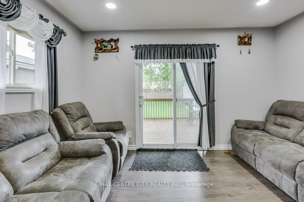 Photo 12 of 73 Fourth Avenue, Aylmer — HOMEH