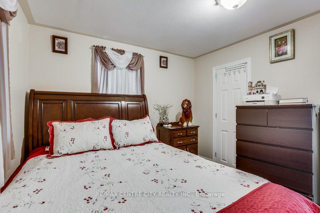 Photo 25 of 73 Fourth Avenue, Aylmer — HOMEH