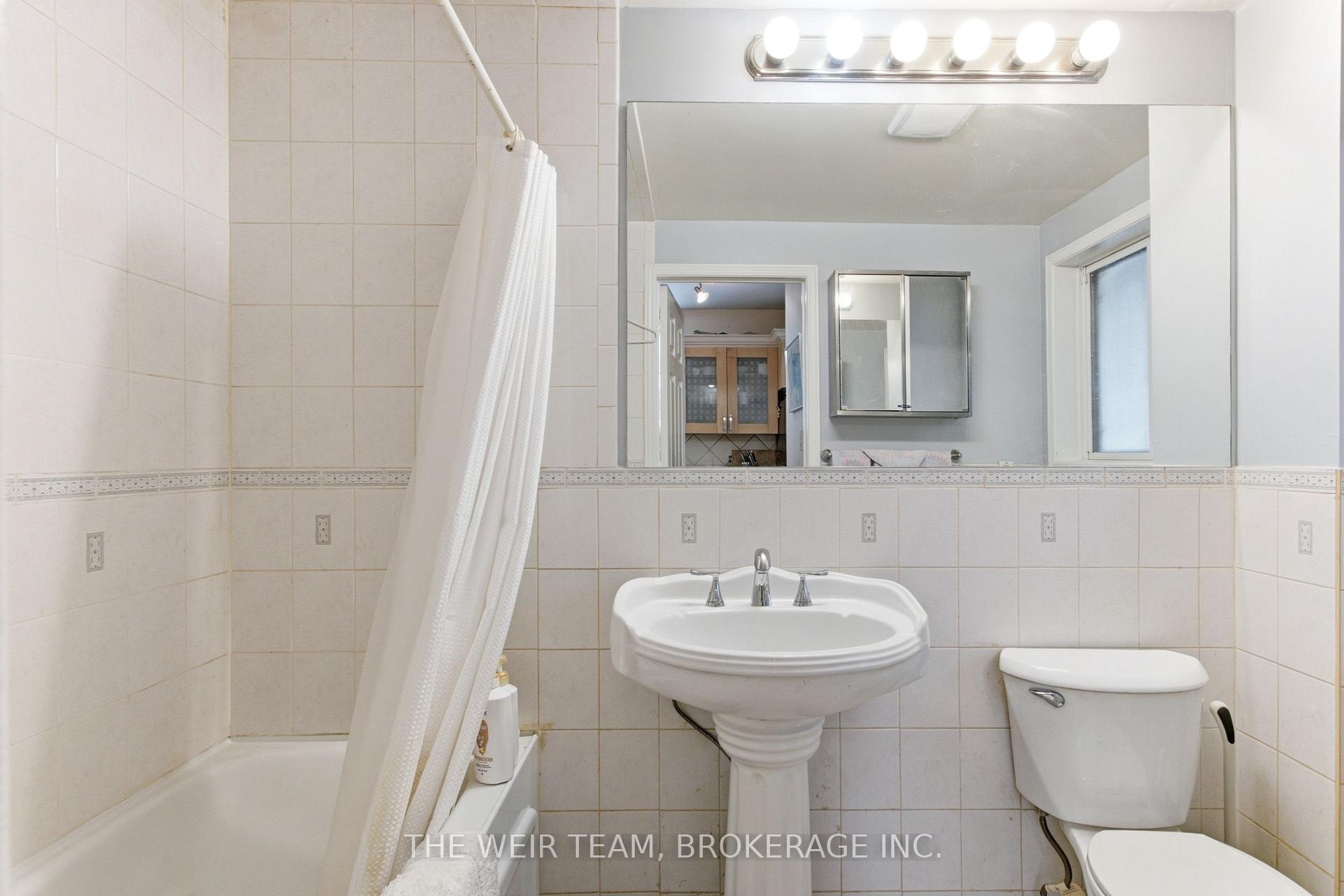 Photo 17 of 114 De Grassi Street, Toronto, South Riverdale — HOMEH