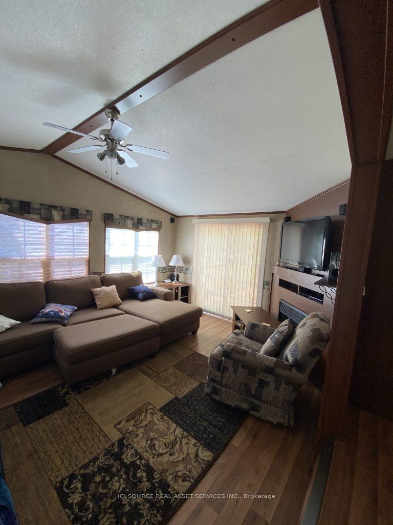 Photo 3 of Unit MPR20, 1336 Morrison Lake Road, Gravenhurst, Wood (Gravenhurst) — HOMEH