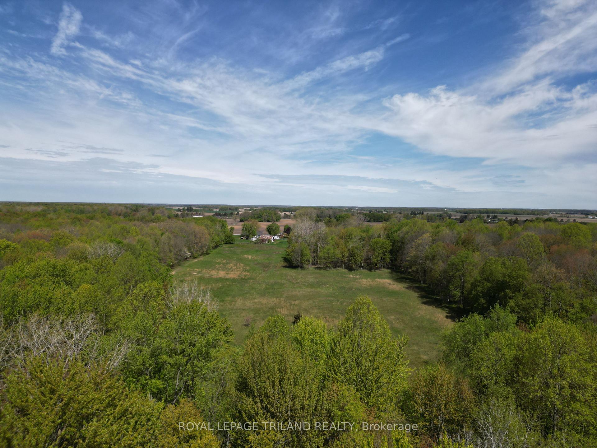 Photo 3 of 24909 Queens Line, West Elgin, Rural West Elgin — HOMEH