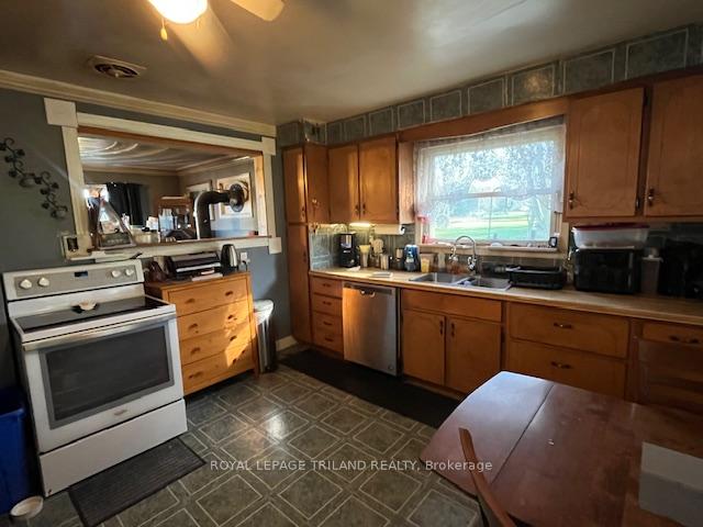 Photo 9 of 24909 Queens Line, West Elgin, Rural West Elgin — HOMEH