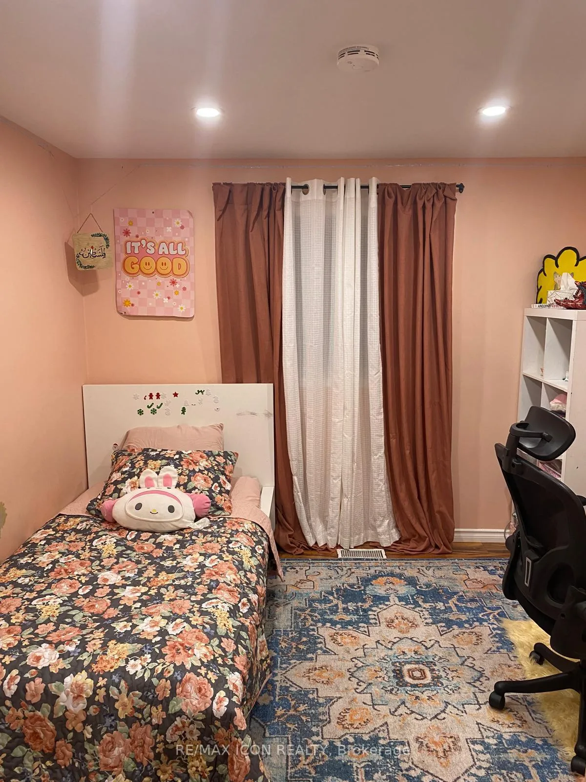 Photo 10 of 33 Sasha Crescent, London, South X — HOMEH