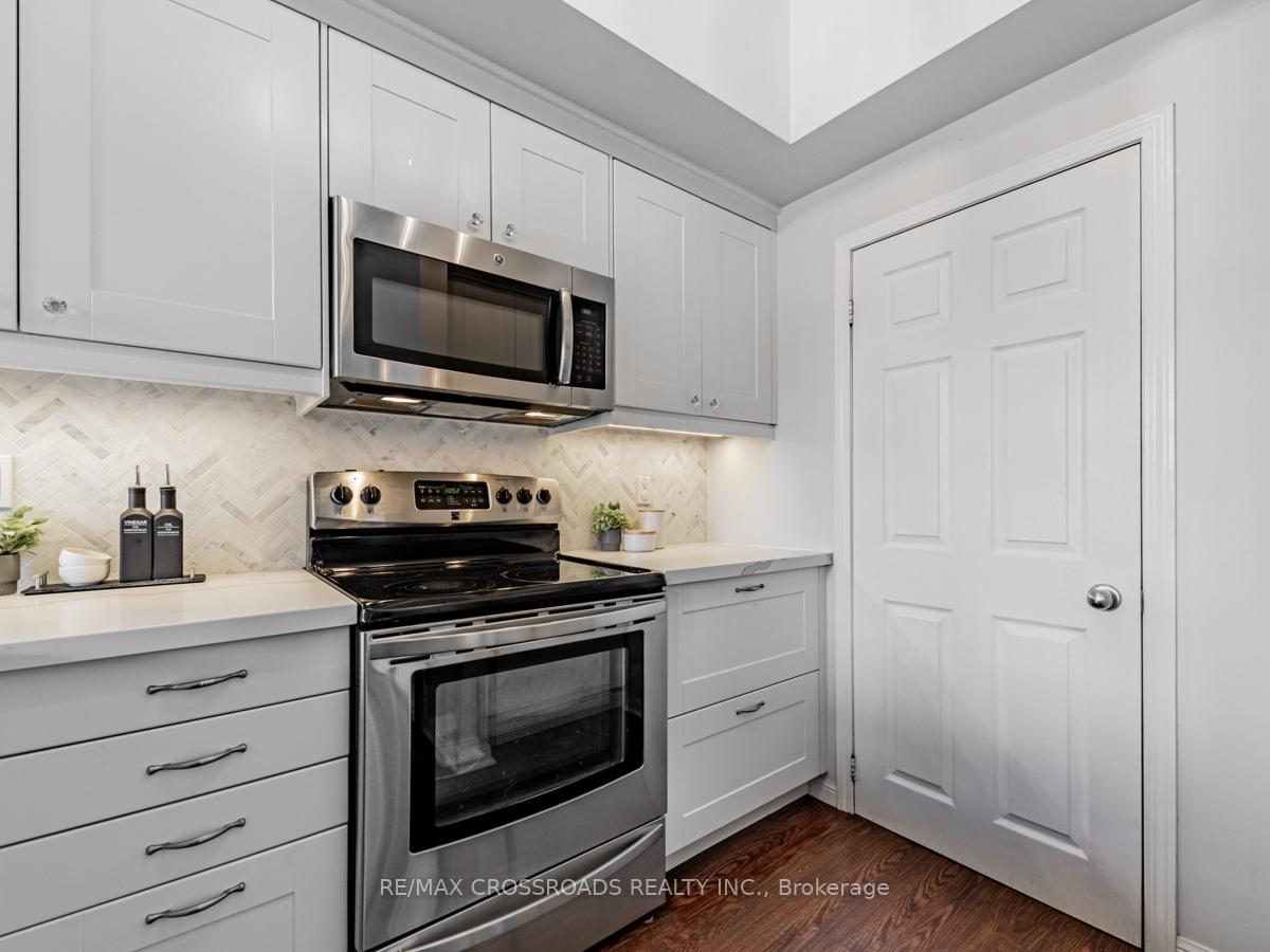 Photo 13 of Unit 614, 550 Front Street W, Toronto, Waterfront Communities — HOMEH