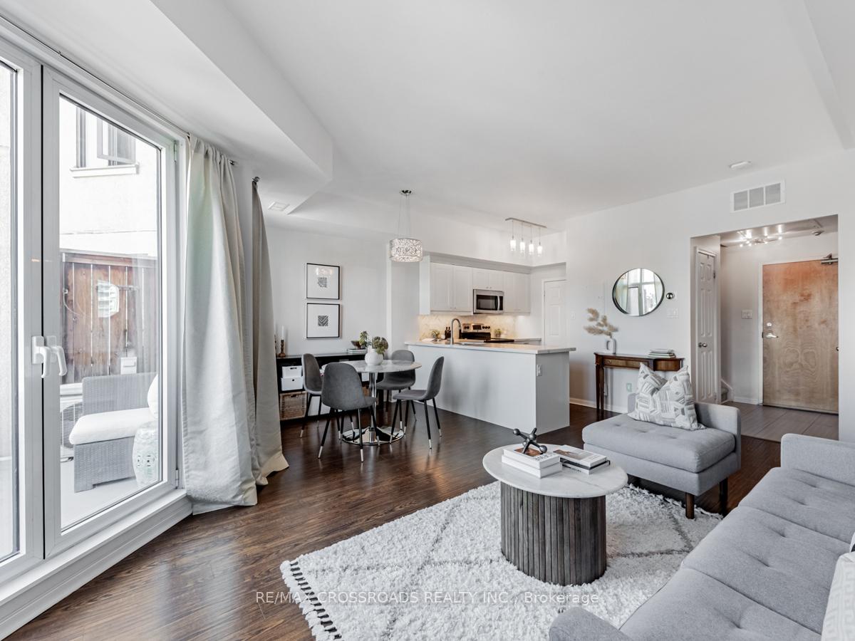 Photo 15 of Unit 614, 550 Front Street W, Toronto, Waterfront Communities — HOMEH