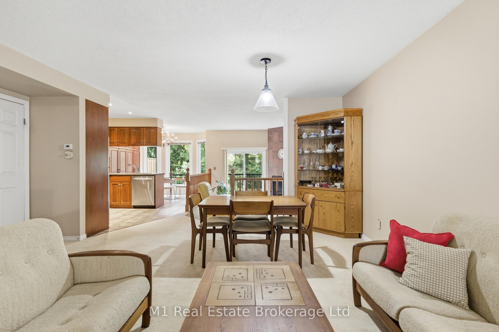 Photo 6 of 5 Marilyn Drive, Guelph, Riverside Park — HOMEH