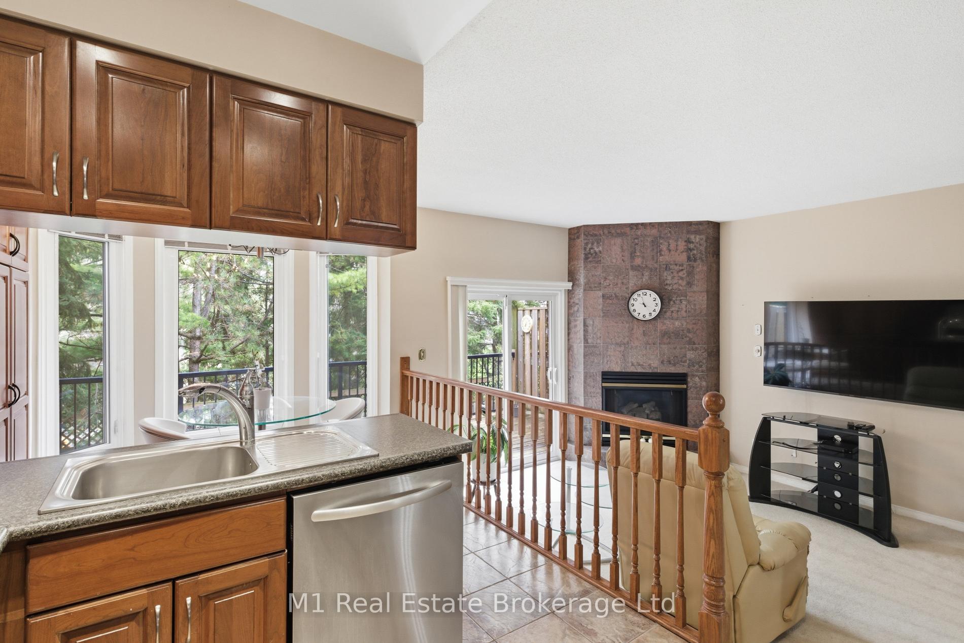 Photo 18 of 5 Marilyn Drive, Guelph, Riverside Park — HOMEH