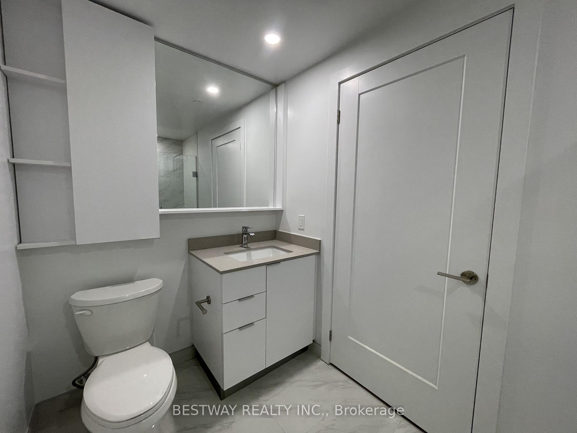 Photo 7 of Unit 202, 8 Cedarland Drive, Markham, Unionville — HOMEH