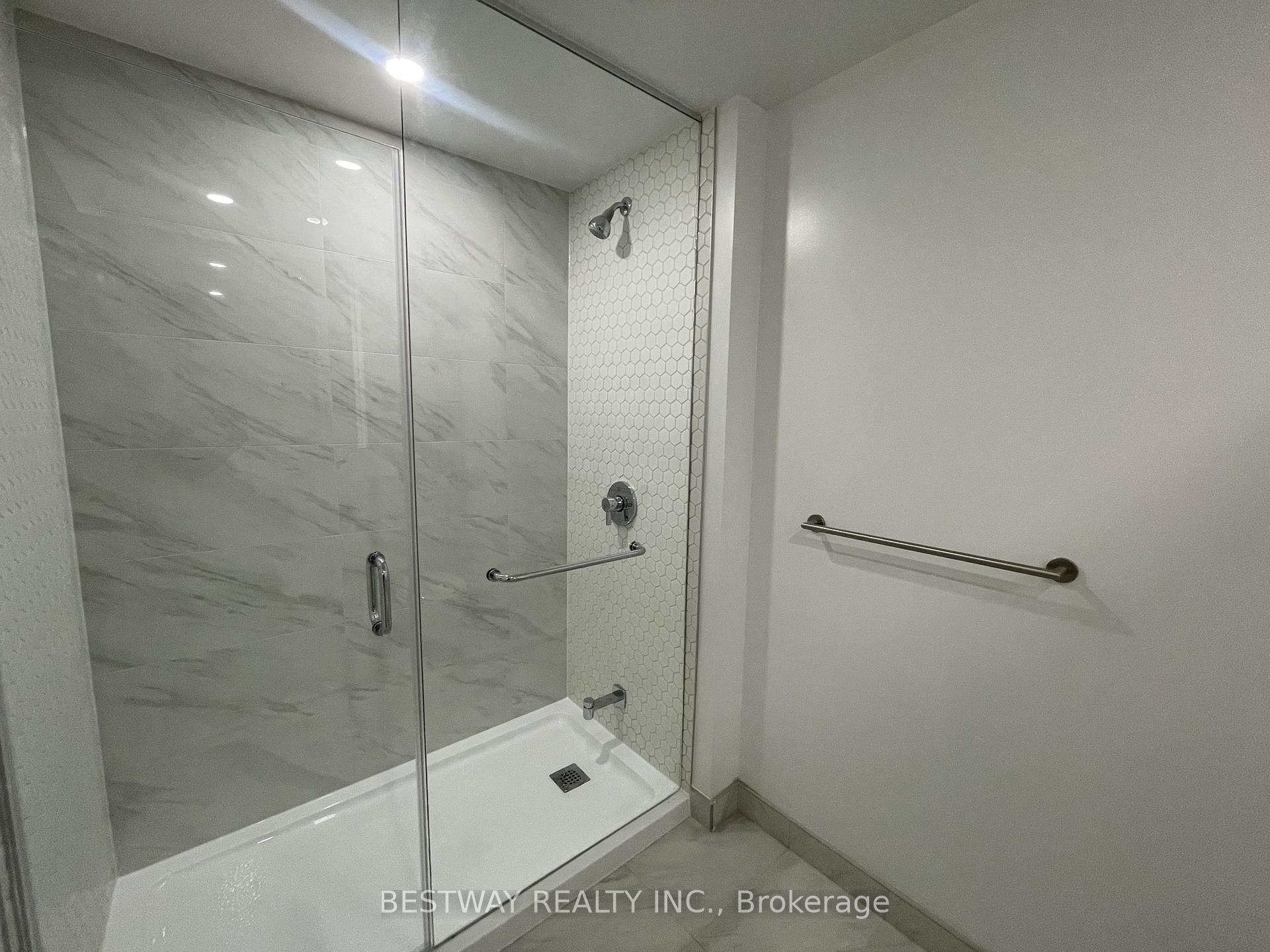 Photo 8 of Unit 202, 8 Cedarland Drive, Markham, Unionville — HOMEH