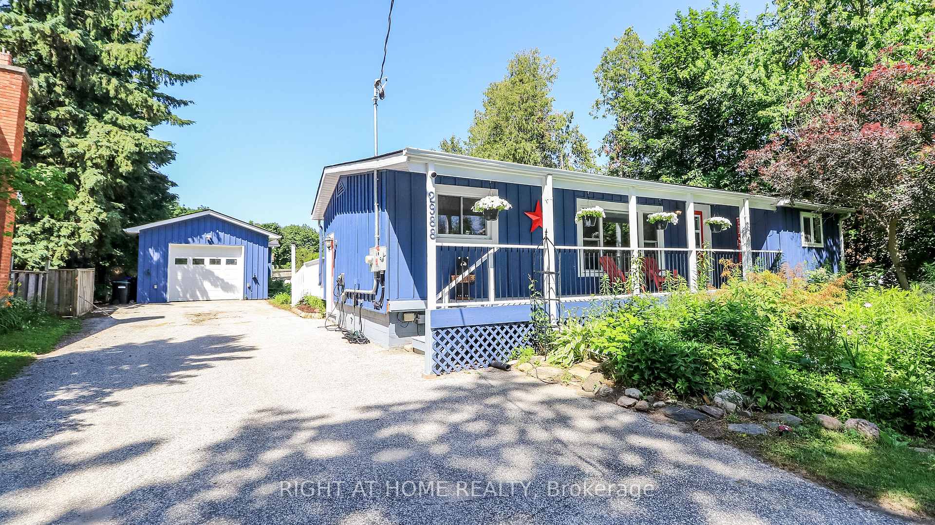 Photo 8 of 2988 25th Sideroad, Innisfil, Alcona — HOMEH