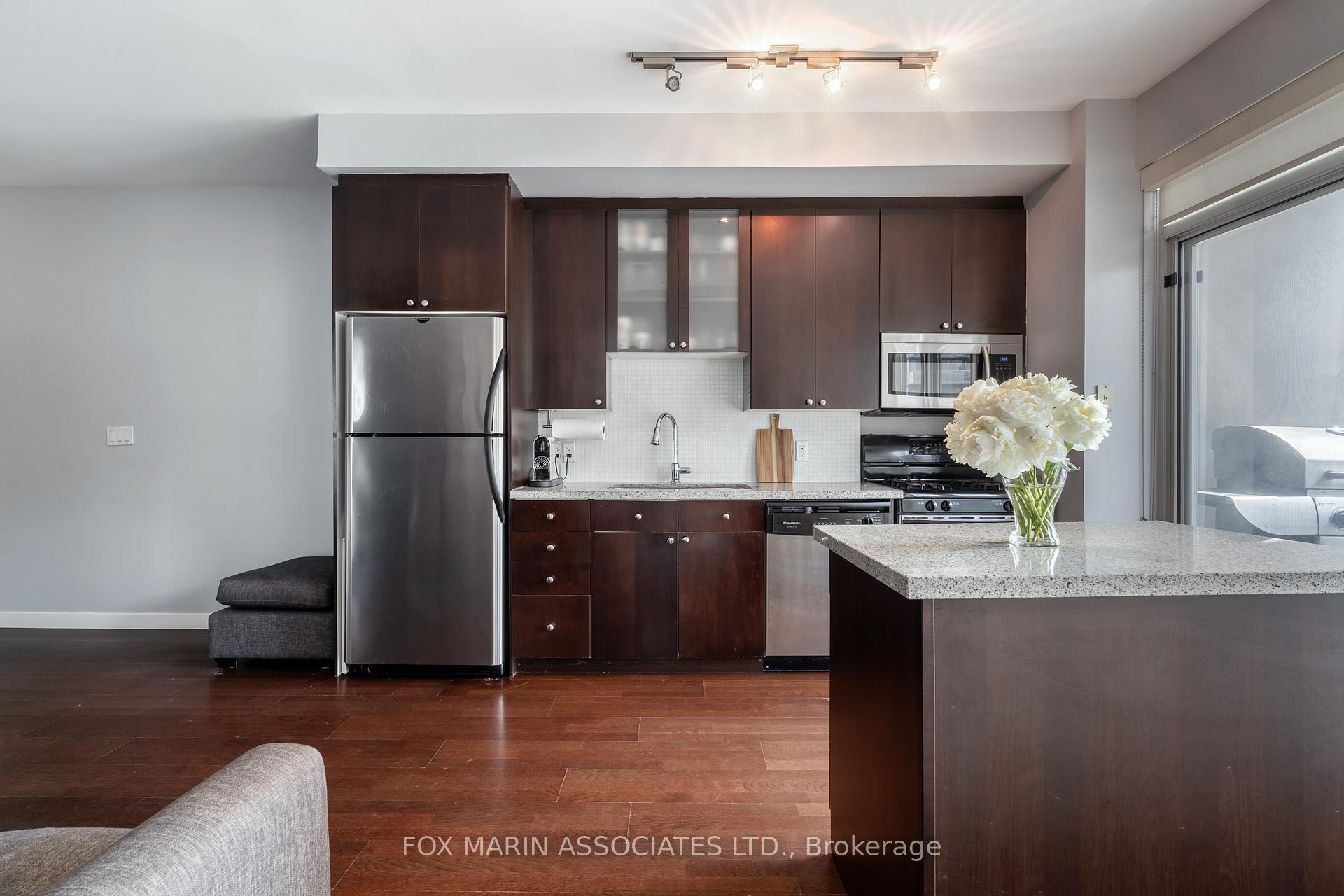 Photo 4 of Unit 726, 1 Shaw Street, Toronto, Niagara — HOMEH