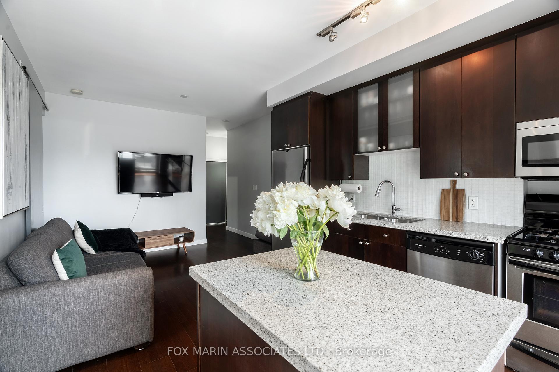 Photo 5 of Unit 726, 1 Shaw Street, Toronto, Niagara — HOMEH