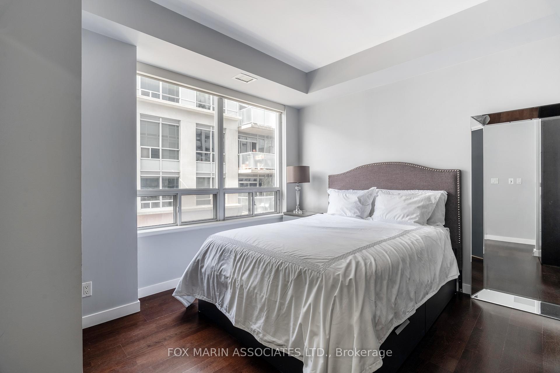 Photo 6 of Unit 726, 1 Shaw Street, Toronto, Niagara — HOMEH