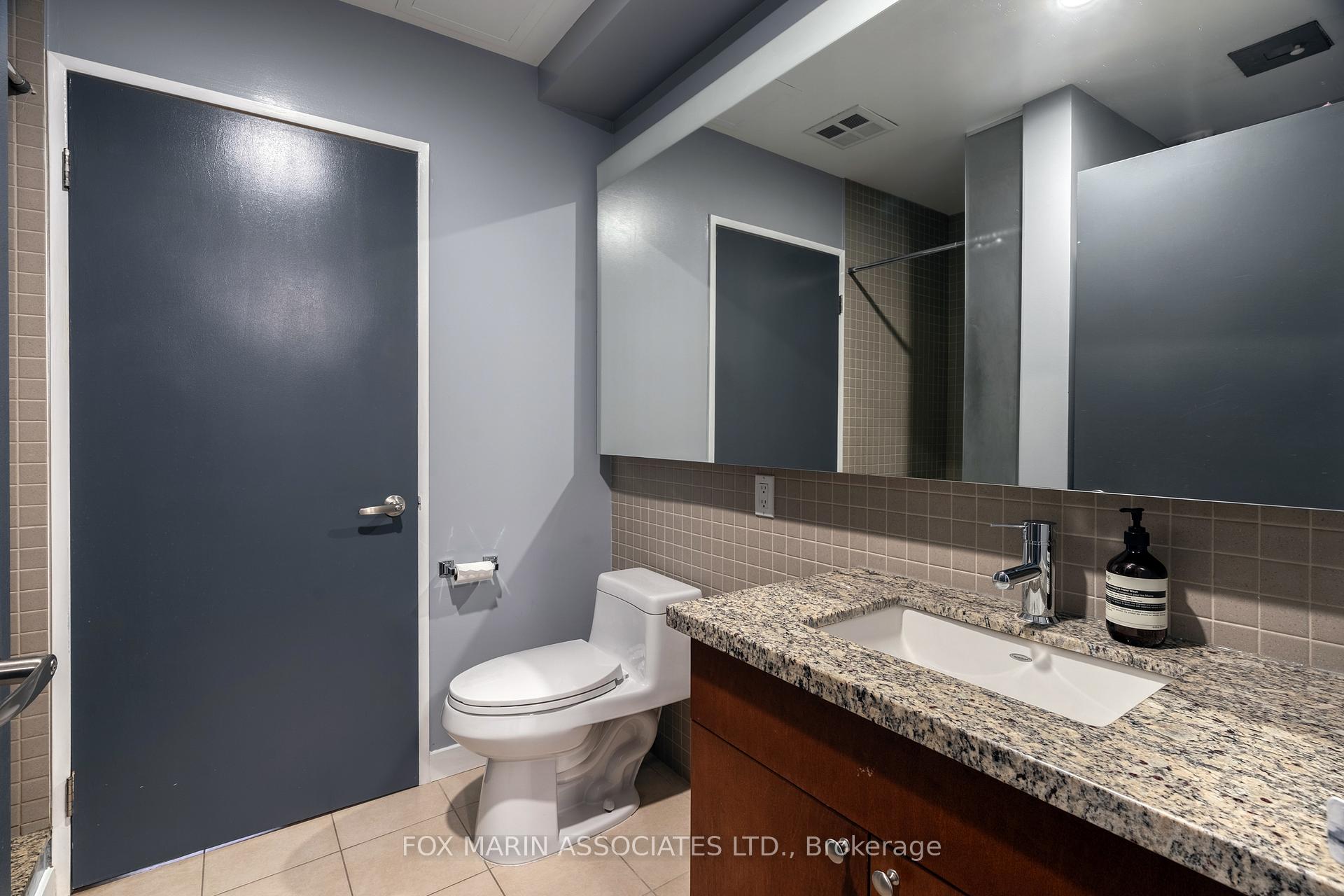 Photo 9 of Unit 726, 1 Shaw Street, Toronto, Niagara — HOMEH
