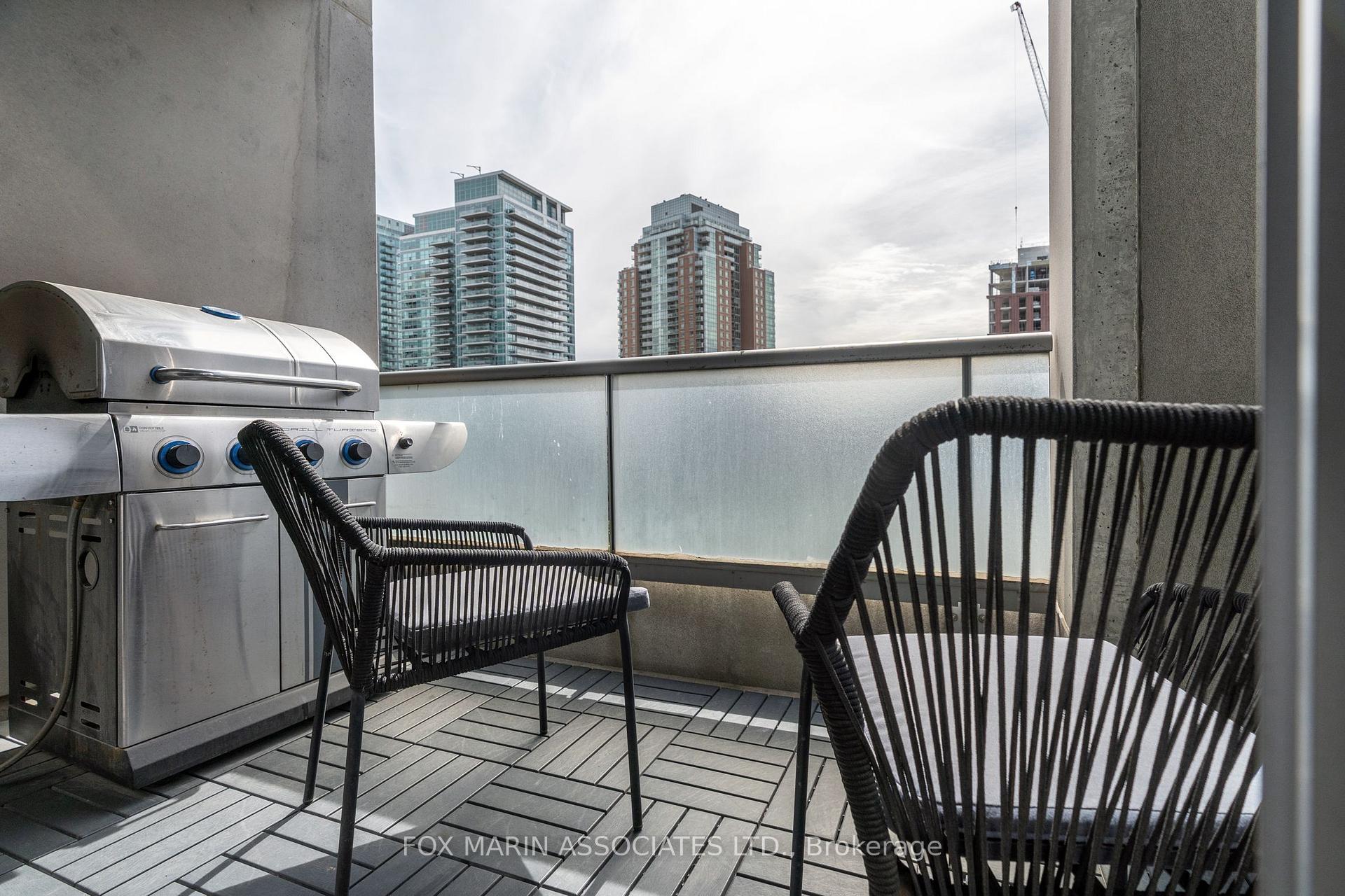 Photo 11 of Unit 726, 1 Shaw Street, Toronto, Niagara — HOMEH