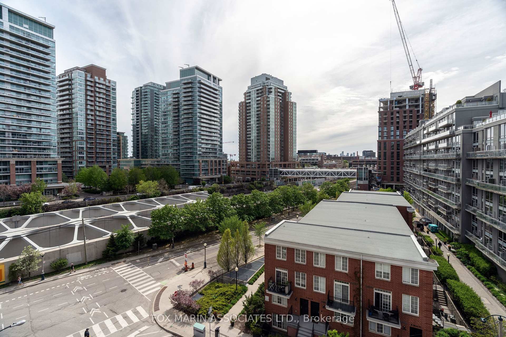 Photo 12 of Unit 726, 1 Shaw Street, Toronto, Niagara — HOMEH