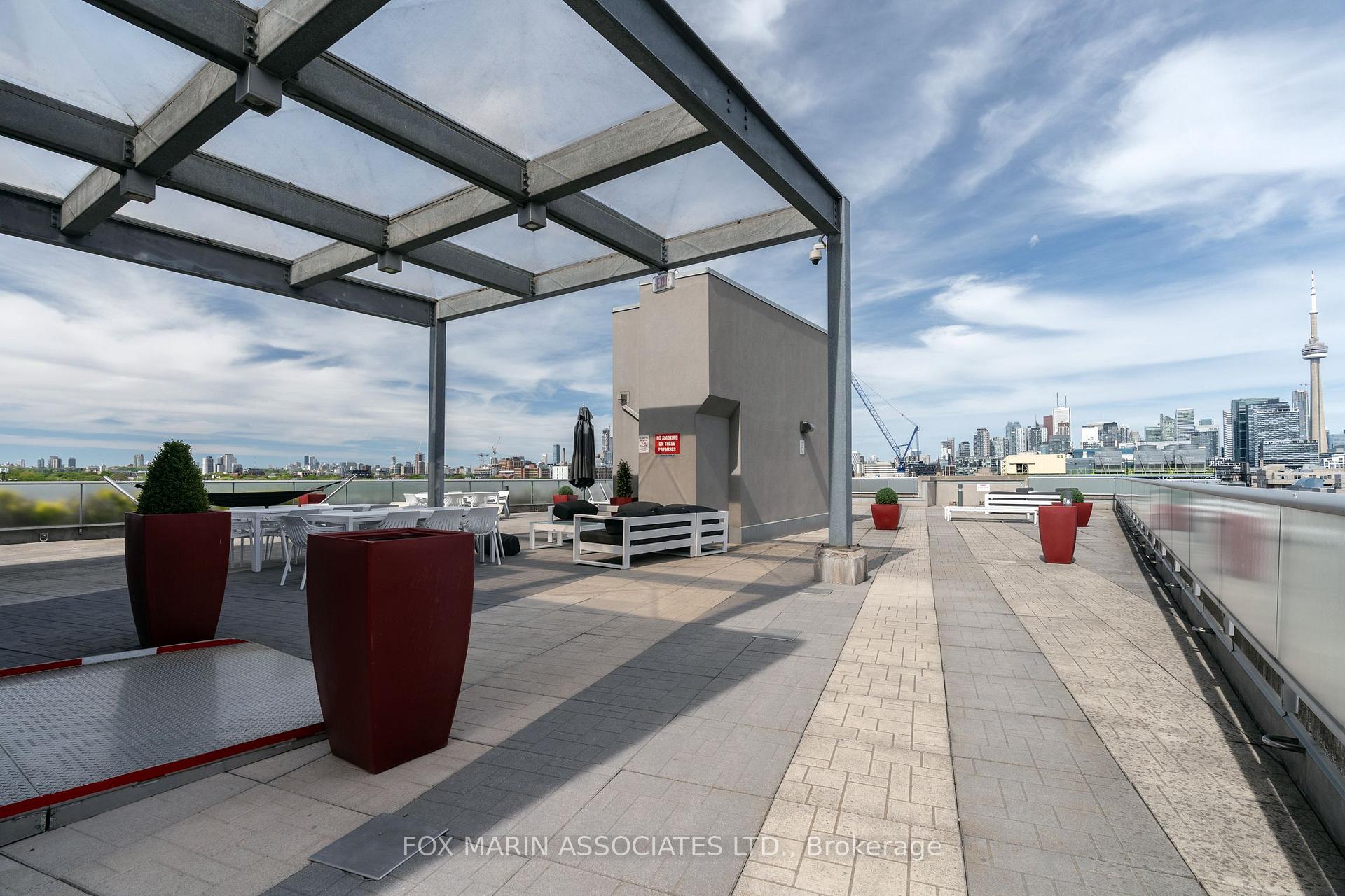 Photo 13 of Unit 726, 1 Shaw Street, Toronto, Niagara — HOMEH