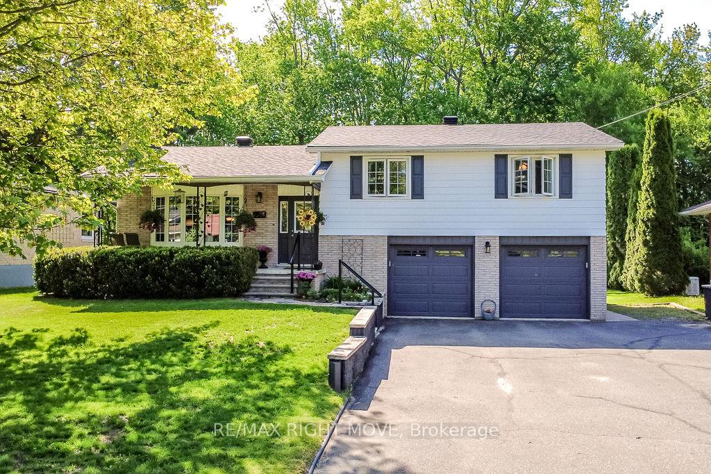 Photo 1 of 355 Fairview Drive, Gravenhurst, Muskoka (S) — HOMEH