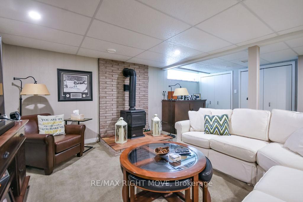 Photo 33 of 355 Fairview Drive, Gravenhurst, Muskoka (S) — HOMEH