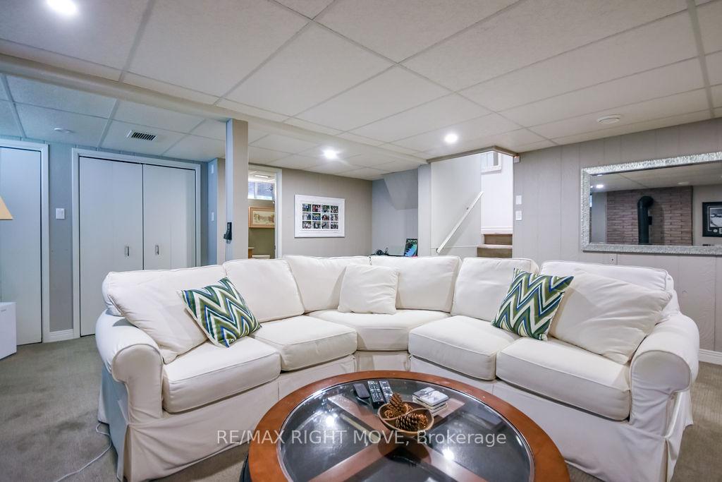 Photo 35 of 355 Fairview Drive, Gravenhurst, Muskoka (S) — HOMEH