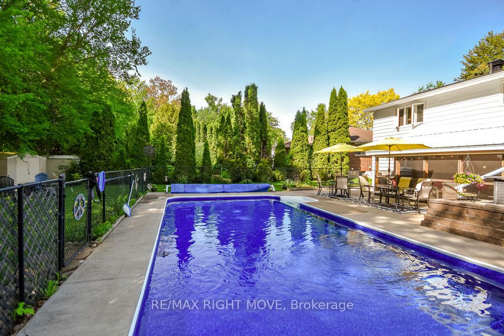 Photo 43 of 355 Fairview Drive, Gravenhurst, Muskoka (S) — HOMEH