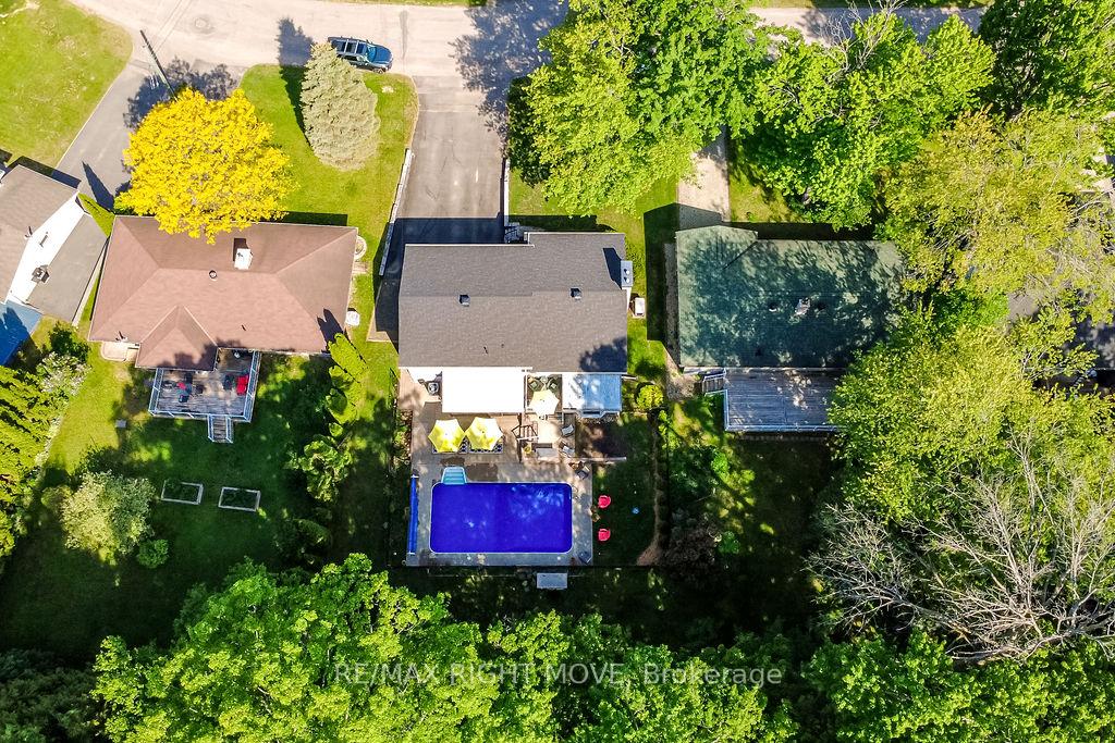Photo 49 of 355 Fairview Drive, Gravenhurst, Muskoka (S) — HOMEH