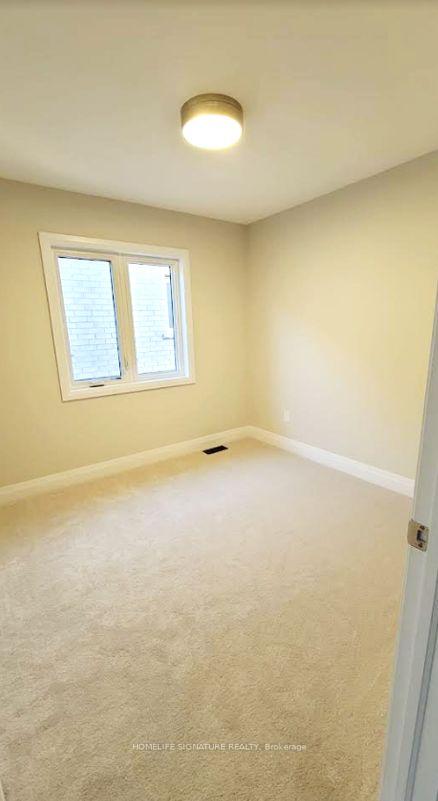 Photo 17 of 26 Periwinkle Road, Springwater, Midhurst — HOMEH