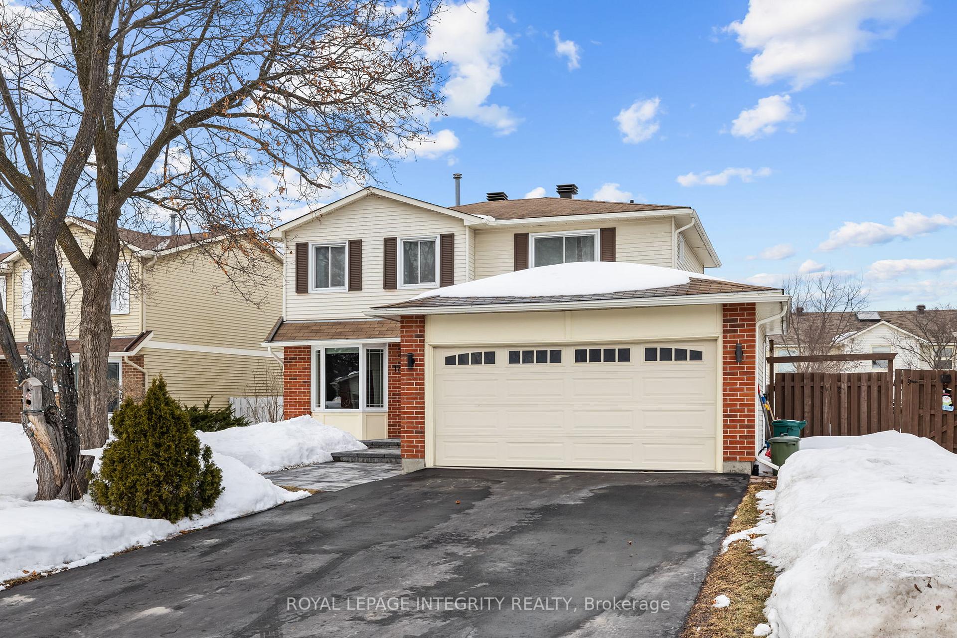 Photo 2 of 1090 Chablis Parkway, Ottawa, Convent Glen — HOMEH