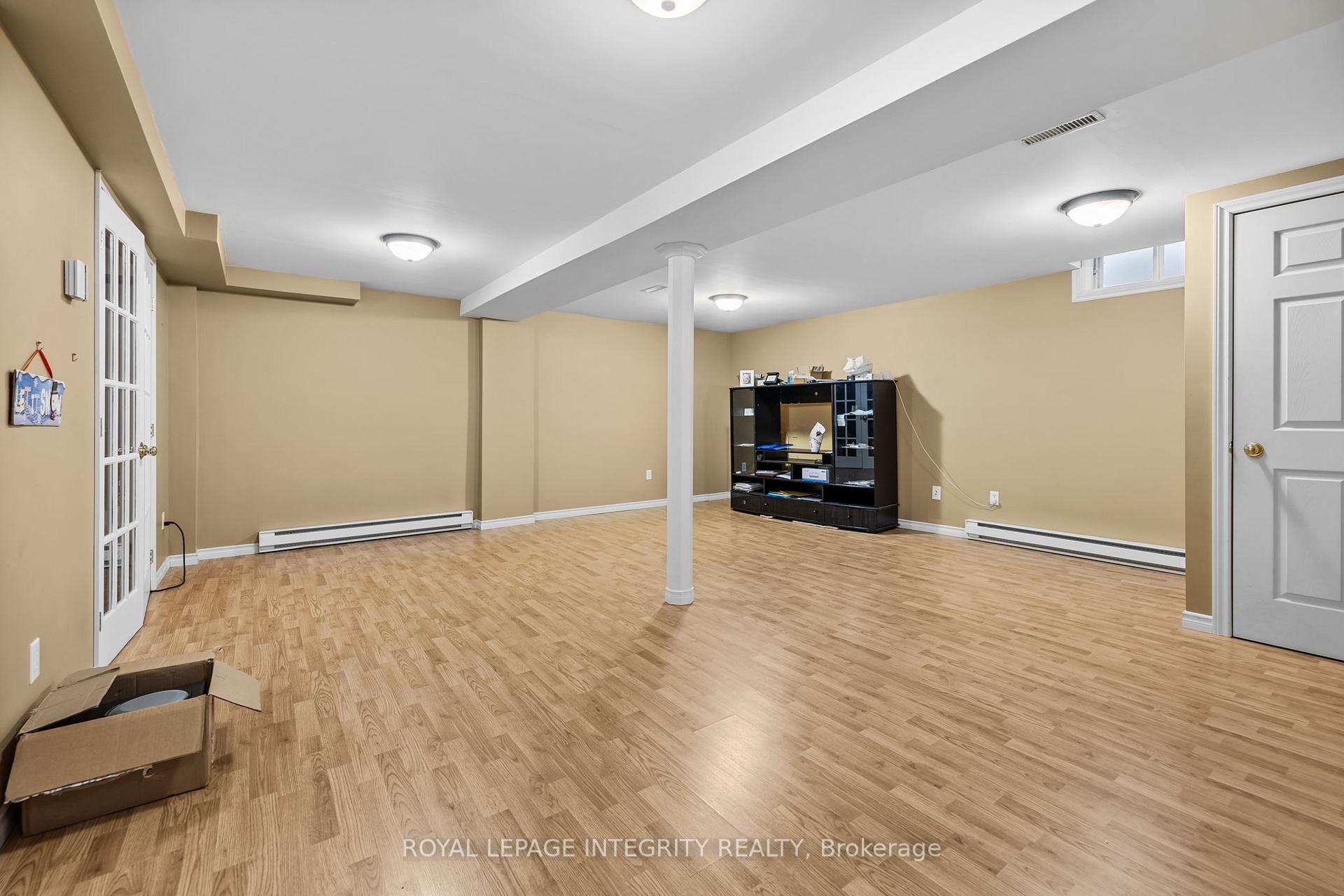 Photo 18 of 1090 Chablis Parkway, Ottawa, Convent Glen — HOMEH