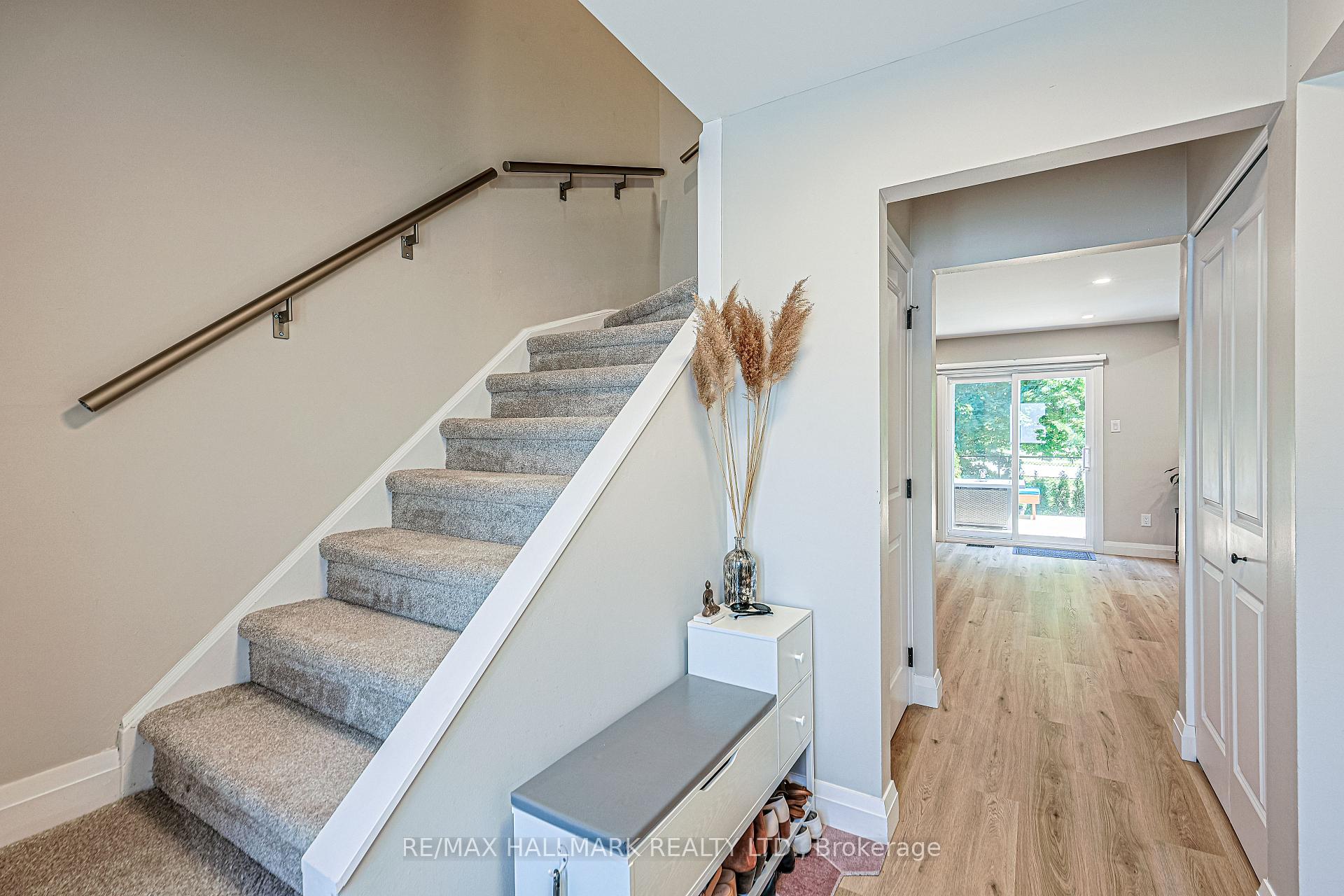 Photo 5 of Unit 2, 59 Maple Avenue, Halton Hills, Georgetown — HOMEH