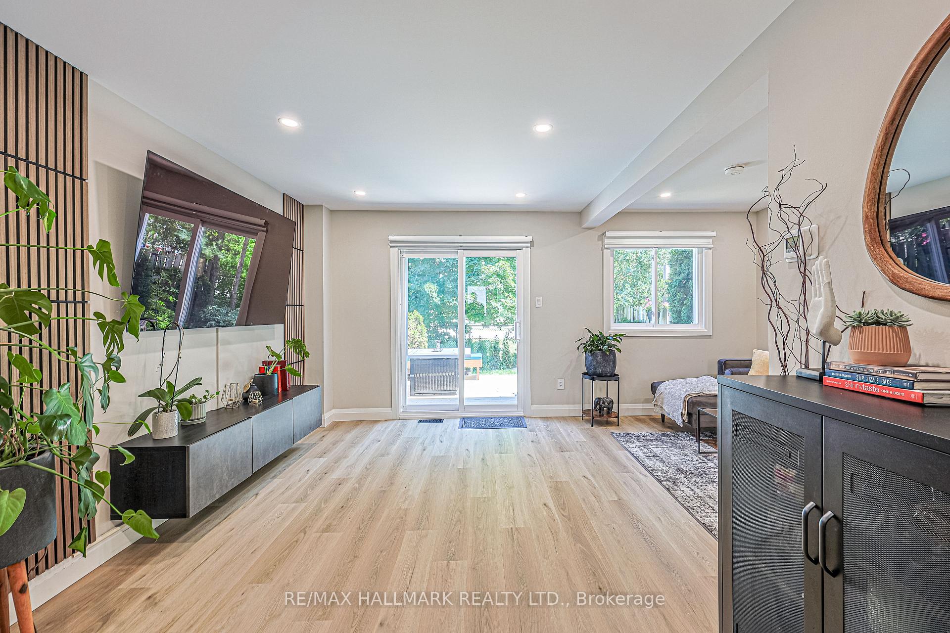 Photo 12 of Unit 2, 59 Maple Avenue, Halton Hills, Georgetown — HOMEH