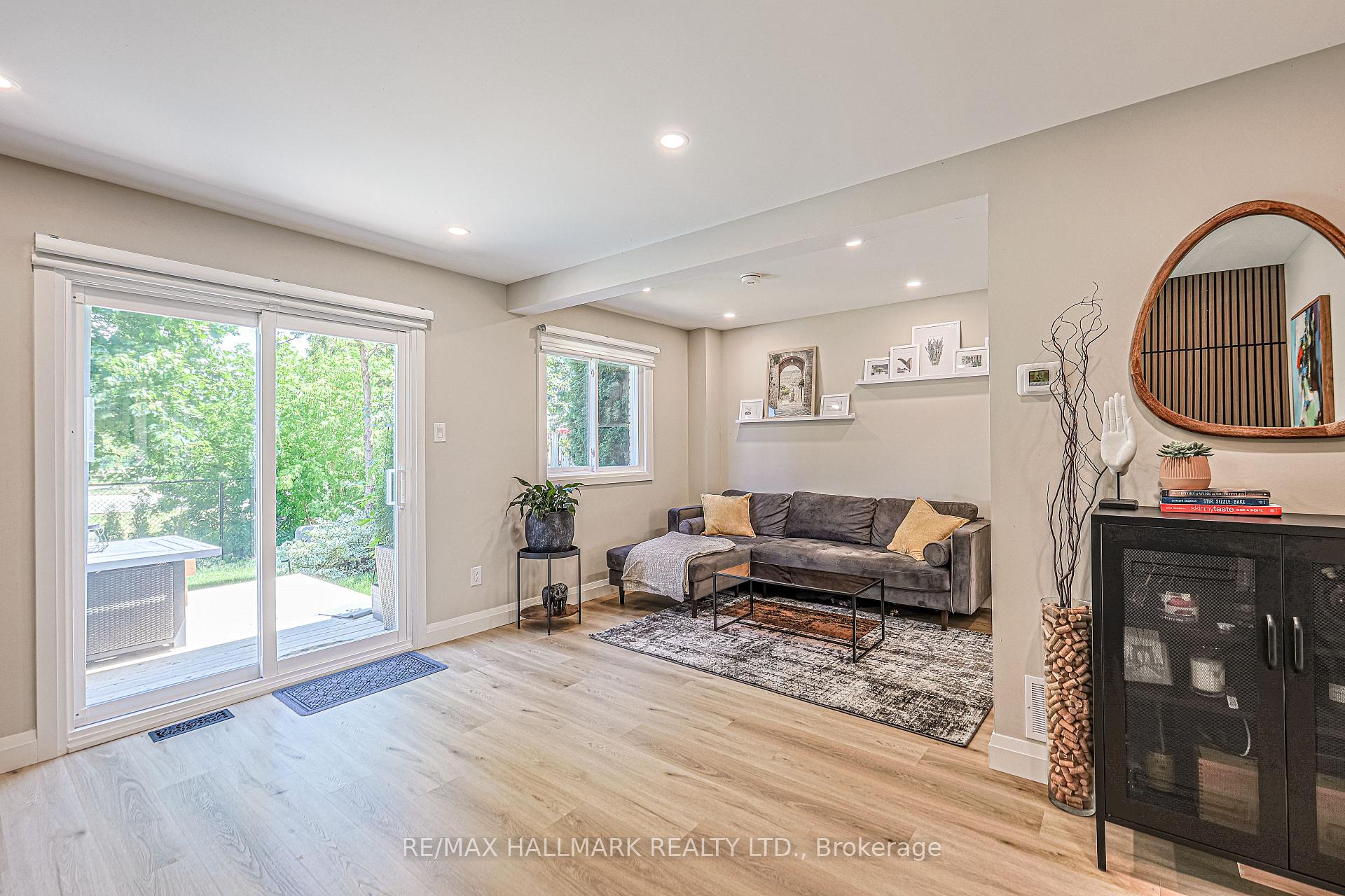 Photo 13 of Unit 2, 59 Maple Avenue, Halton Hills, Georgetown — HOMEH