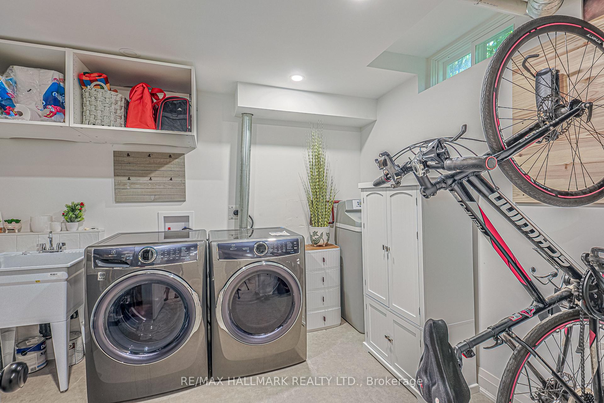 Photo 32 of Unit 2, 59 Maple Avenue, Halton Hills, Georgetown — HOMEH