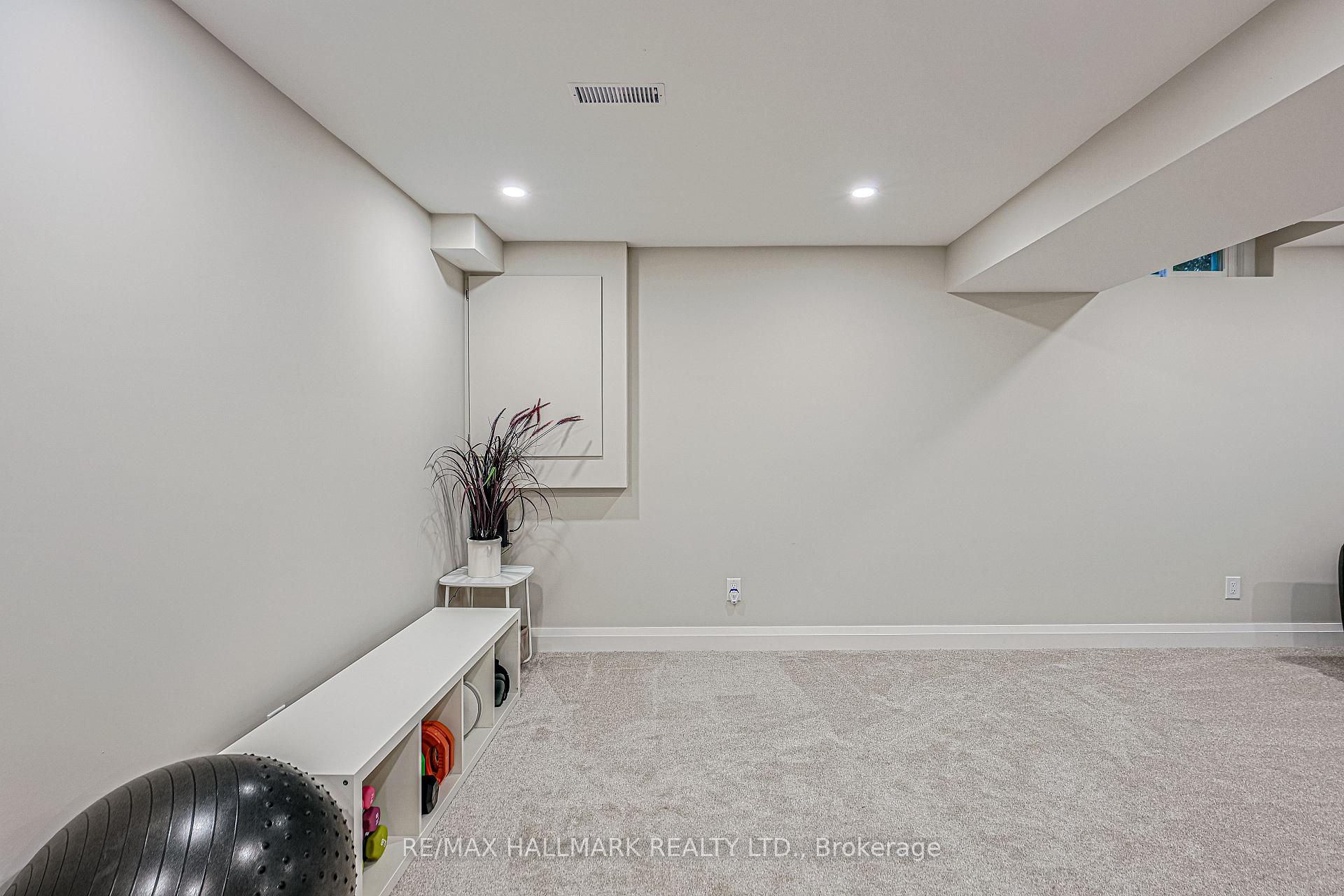 Photo 33 of Unit 2, 59 Maple Avenue, Halton Hills, Georgetown — HOMEH