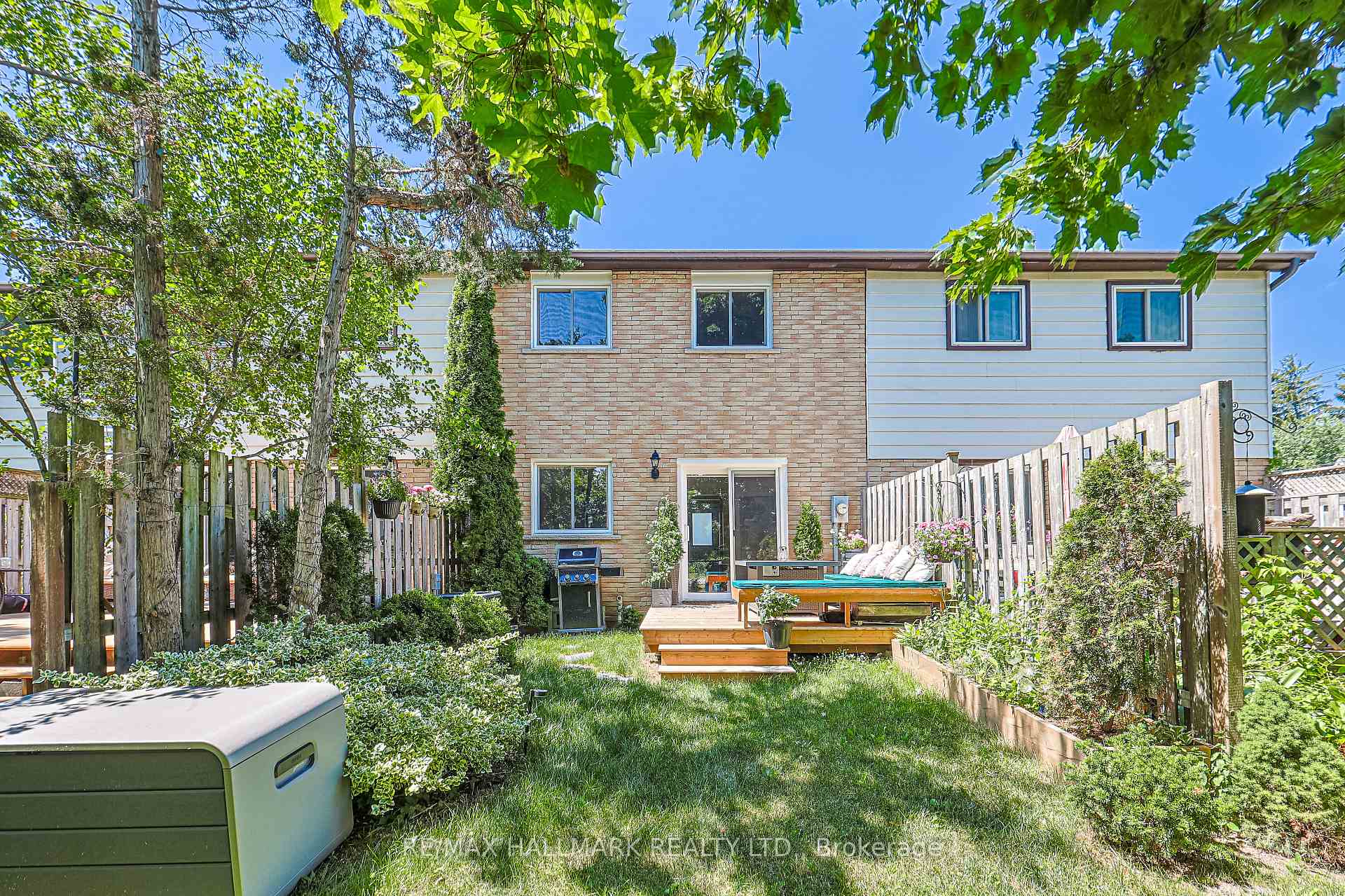 Photo 36 of Unit 2, 59 Maple Avenue, Halton Hills, Georgetown — HOMEH