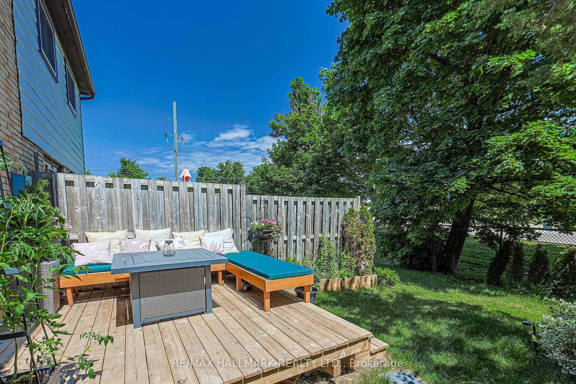 Photo 37 of Unit 2, 59 Maple Avenue, Halton Hills, Georgetown — HOMEH