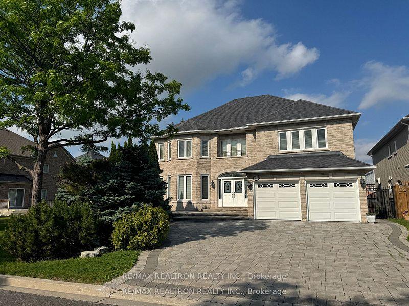 Photo 2 of 21 Goldring Crescent, Markham, Cachet — HOMEH