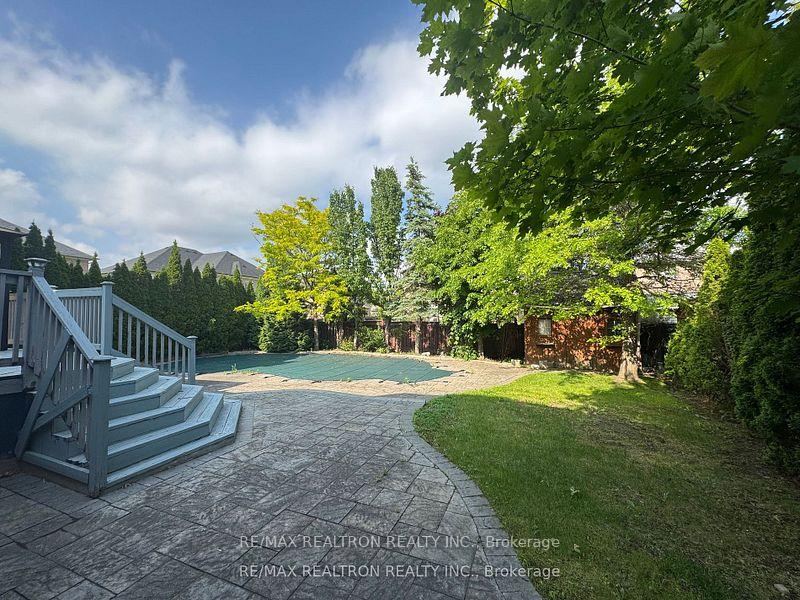Photo 17 of 21 Goldring Crescent, Markham, Cachet — HOMEH